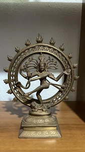 Antique bronze dancing Shiva Nataraja statue. - Picture 1 of 16