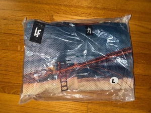 Lost Files Golden Gate Bridge Shorts Size Large L In Hand SHIPS ASAP - Picture 1 of 1
