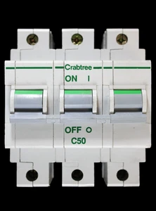 CRABTREE 50 AMP CURVE C 16kA TRIPLE POLE MCB CIRCUIT BREAKER POLESTAR - Picture 1 of 6