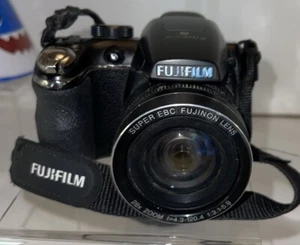 Fujifilm FinePix S Series S4430 14.0MP Digital Camera - Works but Screen Issue - Picture 1 of 13