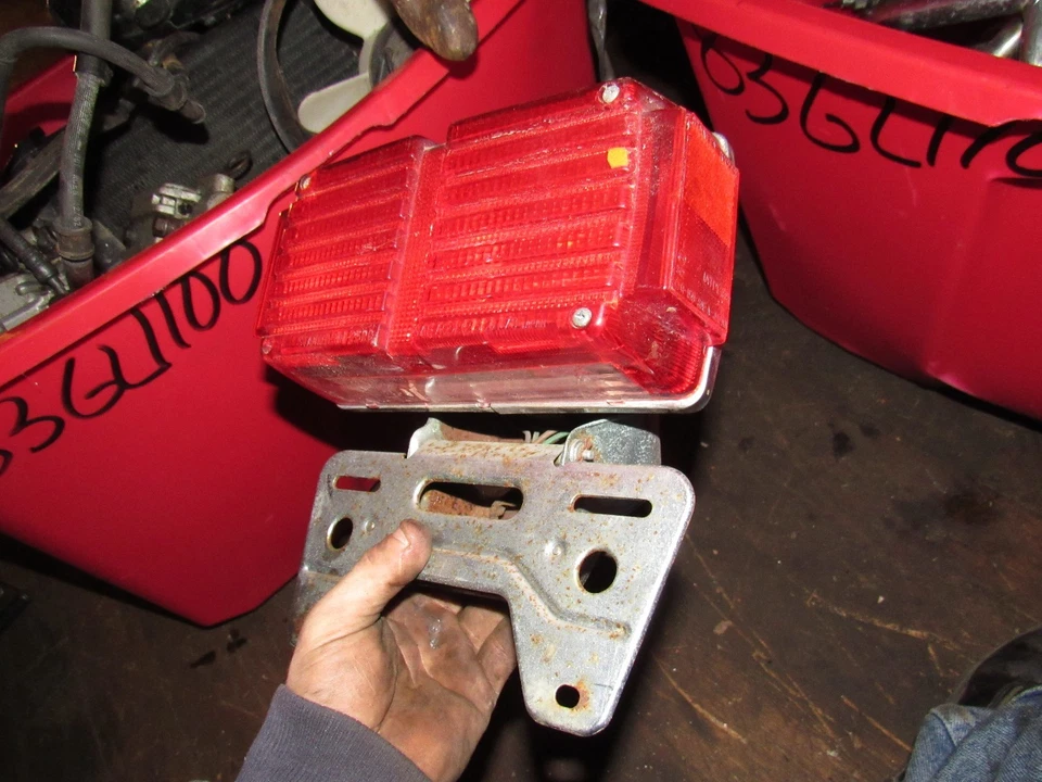 Honda GL1100 1983 interstate goldwing luz trasera freno lámpara  Foto 1 de 1