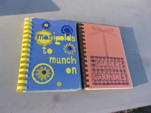 2 vtg Peoria IL Illinois Cookbooks Papoerback 1970 Junior League Attorneys Wives - Picture 1 of 8