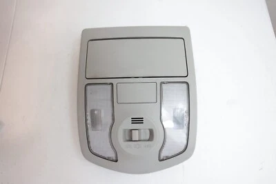 Оригинальная консоль для подсветки купола крыши Toyota Prius V 2012-2017 годов выпуска 1D111-142G - Изображение 1 из 4