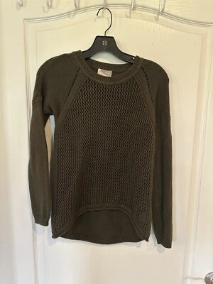 Suéter feminino verde oliva Forever 21 tamanho pequeno - Imagem 1 de 4