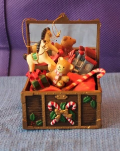 Cofre de juguete adorno de Navidad - Caja de juguetes llena de juguetes - Imagen 1 de 4