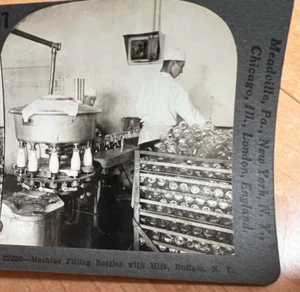KEYSTONE VIEW COMPANY STEREOCARD OF MILK BOTTLING FACTORY - Picture 1 of 3