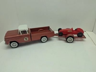 Camioneta Ford Serie F 1960 Speedway Special vintage Nylint #4000 con remolque y auto Foto 1 de 4