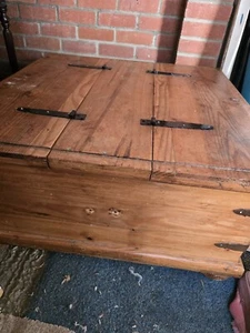 Antique wooden chest trunk - Picture 1 of 5