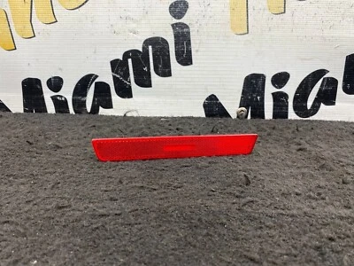 Dodge Challenger SRT 2015 parachoques trasero derecho lado pasajero reflector marcador OEM Foto 1 de 4