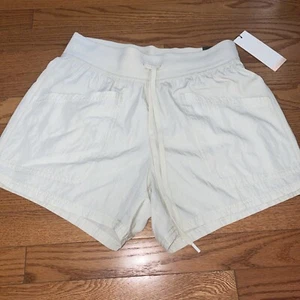 Calia Journey mittelhohe Shorts 4" Salbei Düne Größe Small neu mit Etikett lockere Passform - Bild 1 von 2