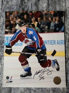 PAUL STASTNY autographed 8x10 Photo * Signed Avalanche NHL Blues Golden Knights - Picture 1 of 2