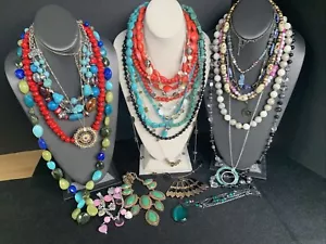 Vintage Women’s Jewelry Necklace Lot Of 22 Pcs Mixed Variety AS SHOWN! LBS664 - Picture 1 of 10