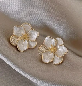 Anthropologie Flower Earrings 14k Gold Steel Stud White Enamel Crystal CZ - Picture 1 of 6