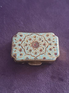 Vintage Sratton Pill Box 4cm Green Flower Pattern - Picture 1 of 4