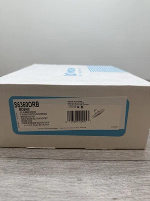 Cabezal de ducha de lluvia Moen S6360ORB bronce 8" bronce frotado con aceite *arañazos menores* Foto 1 de 4