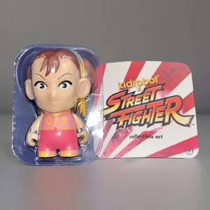 STREET FIGHTER KIDROBOT SERIES 1 - CHUN-LI 3" VINYL MINI FIGURE - Picture 1 of 3