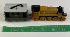 MURDOCK & TENDER Thomas El Tren Amigos Take N Play Trenes de Metal Magnéticos - Imagen 1 de 10