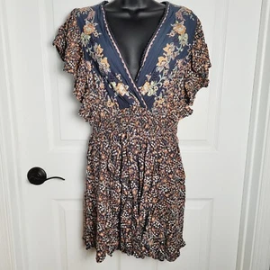 Angie Dress Medium Blue Ditzy Floral Plunge Neck Flutter Smock Waist Beach Boho - Picture 1 of 11