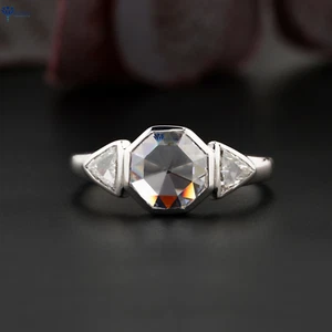 Anello Moissanite Taglio Rosa 1,35 TDW Tondo e Triangolo Oro Bianco 10k Labstone - Foto 1 di 5