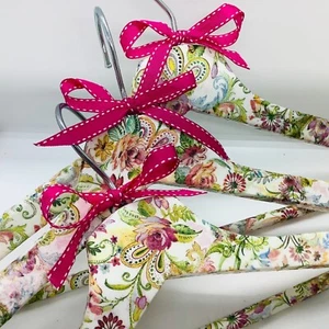 Trio of modern hand decorated wooden coat hangers with gypsy design - Picture 1 of 2