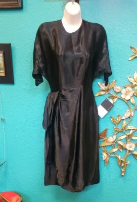 Vestido de Noche Midi De Colección Años 40 Vampy Negro Líquido Satén Mangas Acampanadas Peplum VLV Foto 1 de 4