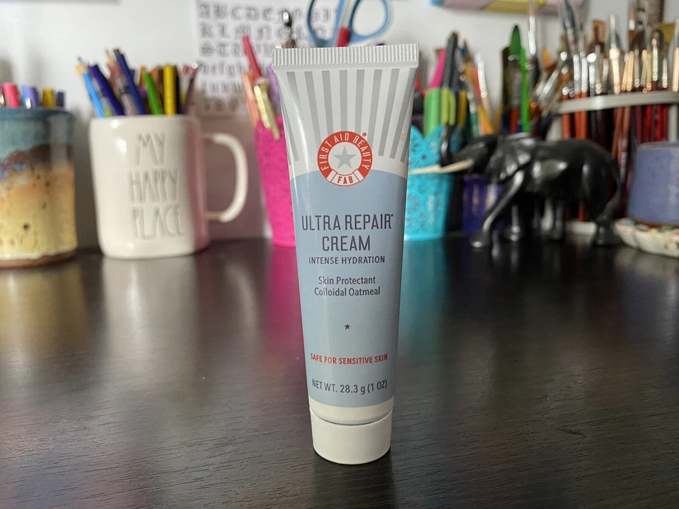 First Aid Beauty FAB Ultra Crema Reparadora Hidratación Intensa 1 OZ SELLADA Exp 11/25 Foto 1 de 1
