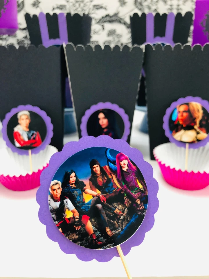 Descendants party pack, favour box,party bags/ boxes, cake topper,personalised,  - Image 1 of 4