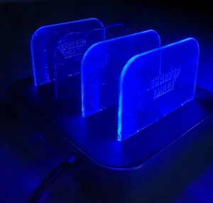 Sharper Image 3-Port USB Lighted Charging Station with Cord Atomi TS1758 READ - Picture 1 of 5