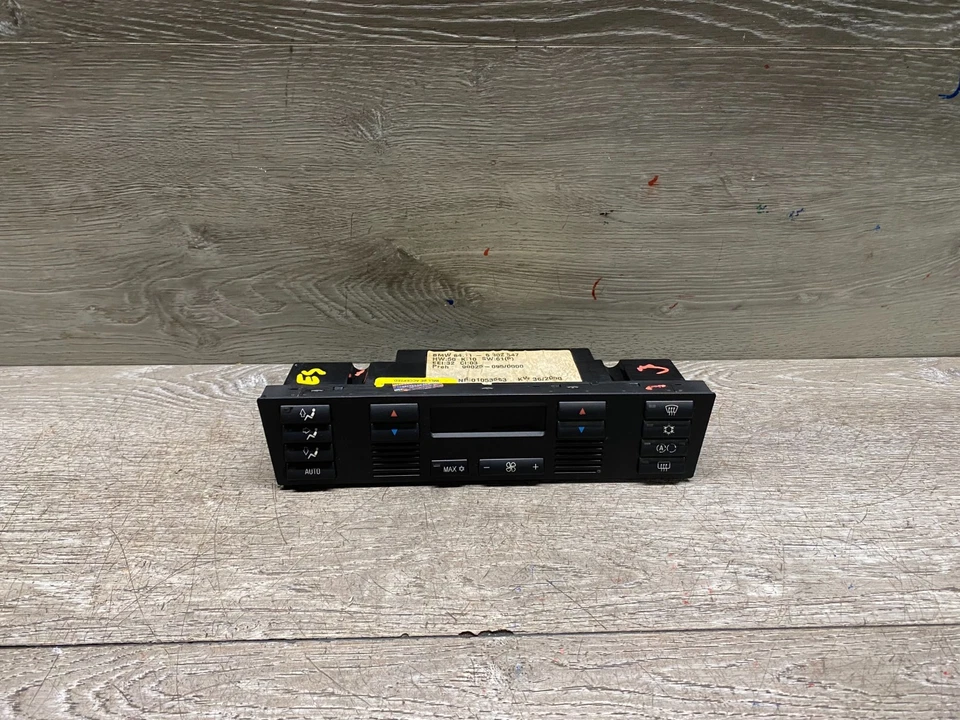 BMW OEM E39 5 SERIES 1997-03 FRONT A/C CLIMATE TEMPERATURE CONTROL HEATER SWITCH - Image 1 of 4