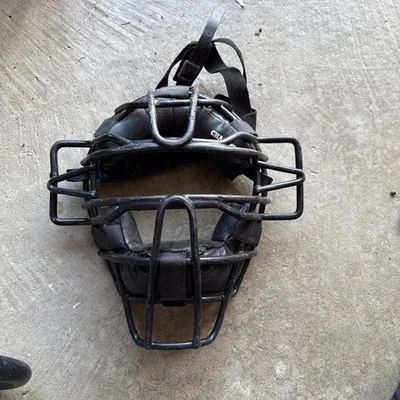Champro Baseball Umpire Mask - CM72B Lightweight Mask - Black - CHAMPRO SPORTS - Image 1 of 4