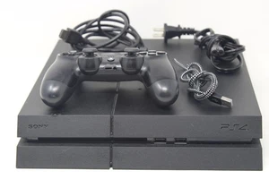 Sony PlayStation 4 CUH-1215A 500Gb Spielekonsole - Schwarz (LP9024079) - Bild 1 von 8