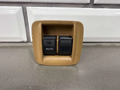 Interruptor de janela mestre Mazda Miata NB 01-05 (montado no console) *guia faltando* - Imagem 1 de 4