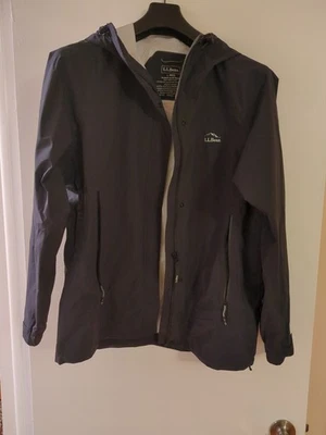 LL Bean Women’s Large Reg ~ Black ~ Hooded Rain Jacket ~ TEK ~ Waterproof - Image 1 of 4