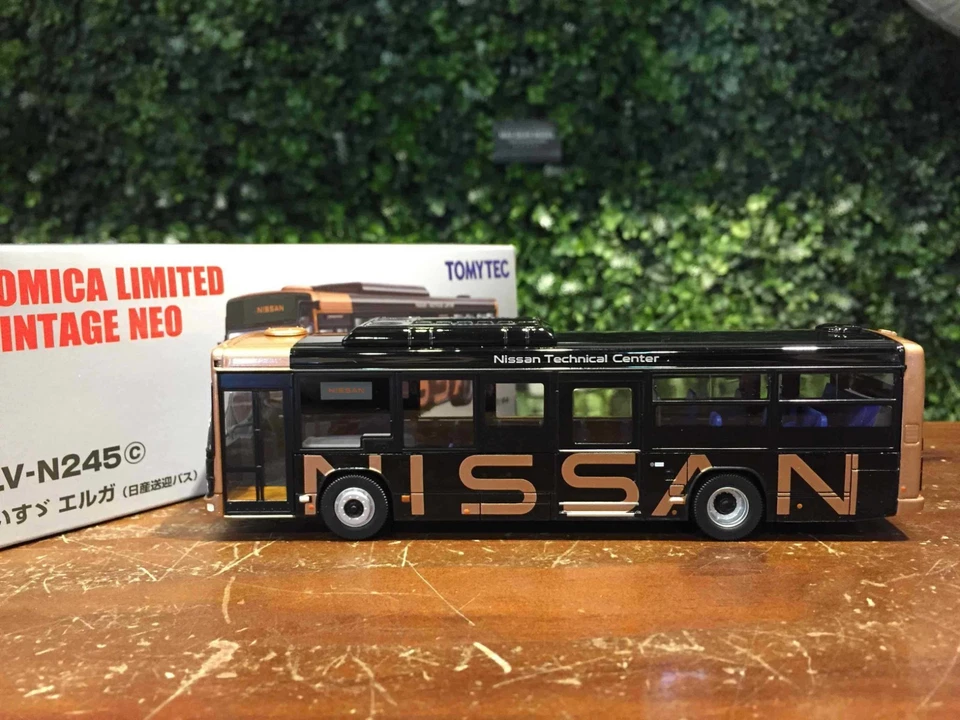 Tomica Limited Vintage 1/64 LV-N245c ISUZU ERGA NISSAN Pickup Bus Sunrise Copper - Image 1 of 1