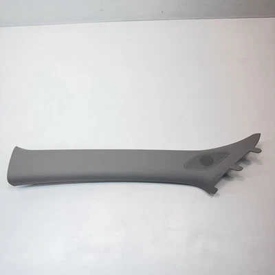 Chevrolet Malibu 2016-2025 parabrisas lado izquierdo cubierta de pilar panel moldura OEM Foto 1 de 4