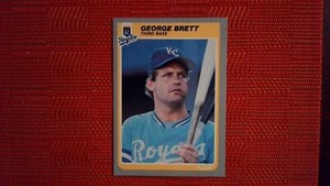 1985 Fleer #199 George Brett (See Scans) Baseball
