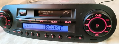 AutoRadio VW New Beetle Gamma RDS 4x30W (RMS) ROT 1C0035186 CODE IST DABEI #H - Bild 1 von 4