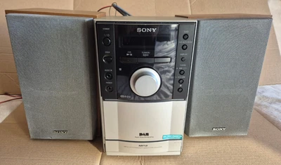 Sony CMT-EH20DAB Micro Hi-Fi Component DAB/FM Radio CD Player - Tape Bay Faulty - Image 1 of 4