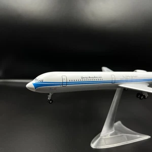 Ilyushin 62 Il-62M United Arab Airlines SU-AVL – Scale 1:200 - Picture 1 of 14