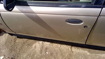 (LOCAL PICKUP ONLY) Driver Front Door 4 Door Electric Fits 96-99 SATURN S SERIES Foto 1 de 4