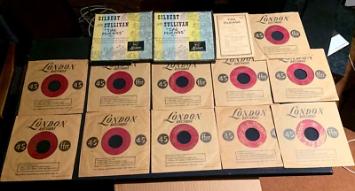 Gilbert and Sullivan The Mikado The D'oyly Carte Opera Company Box Set 7” 45rpm Foto 1 de 4