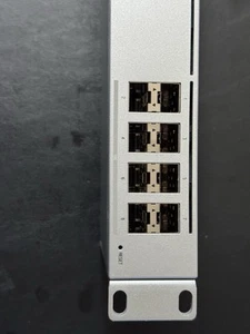 Ubiquiti Networks UniFi 8-Port 10G SFP+ Managed Aggregation Switch... - Picture 1 of 6