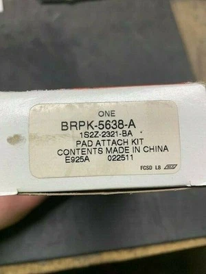 KIT ACCESORIO ALMOHADILLA 1S2Z2321BA NUEVO OEM Foto 1 de 2