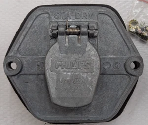15-760 Phillips 7 Way Trailer Cord Socket STA-DRY Brass Split Pin W/O Breakers - Bild 1 von 6