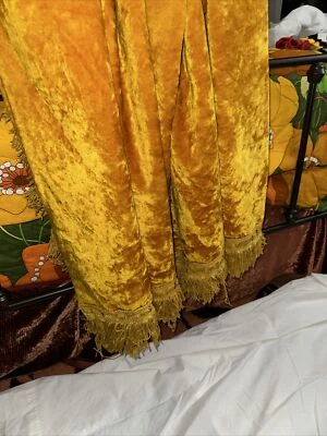 VINTAGE CONCORD MILLS CRUSHED WARM AMBER VELVET GROOVY BEDSPREAD queen 94x106 - Image 1 of 4