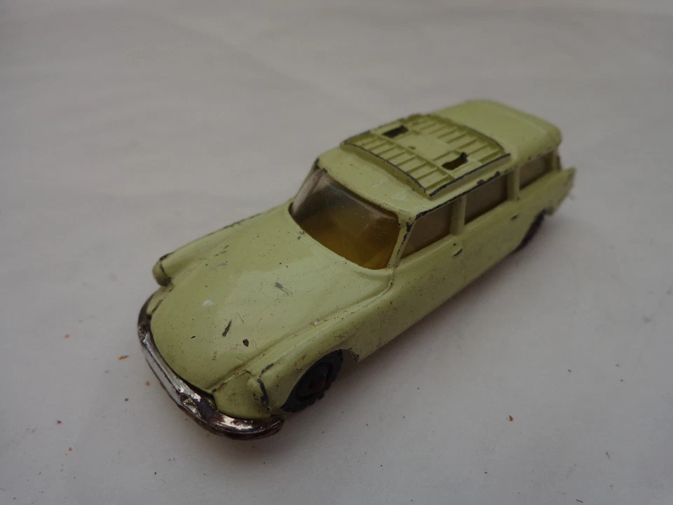 Vintage 1960'S Corgi Husky NO.2 Citroen Safari - Immagine 1 di 1