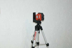 Hilti-PM2-LG Grüner Linienlaser +Stativ PMA20 Rechnung+Garantie NEU! - Bild 1 von 4