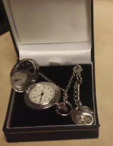 NEW A.E. WILLIAMS PEWTER CELTIC KNOT WATCH NECKLACE /EXTENDER,NEEDS BATTERY - Picture 1 of 9