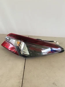 OEM Right Passenger Side Tail Lamp Toyota Camry - Picture 1 of 15