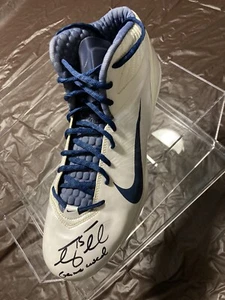 Tim Tebow Signed Game Used Promo Cleat Beckett COA - Picture 1 of 3